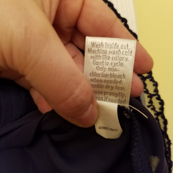 LC Lauren Conrad Navy Blue Sleeveless Blouse - Picture 5 of 5